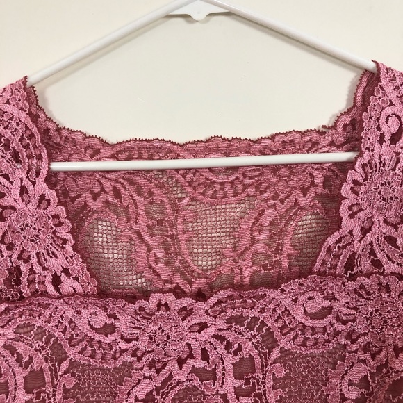 Kay Celine Floral Lace Top - Picture 2 of 5